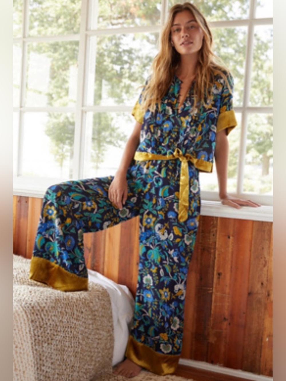 Anthropologie Clara Velvet-Trimmed 
Pajama Set 1X